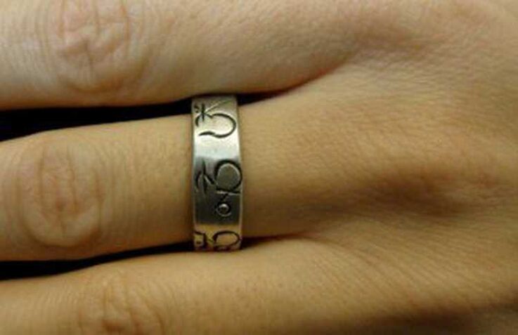 ring as a talisman of good fortune